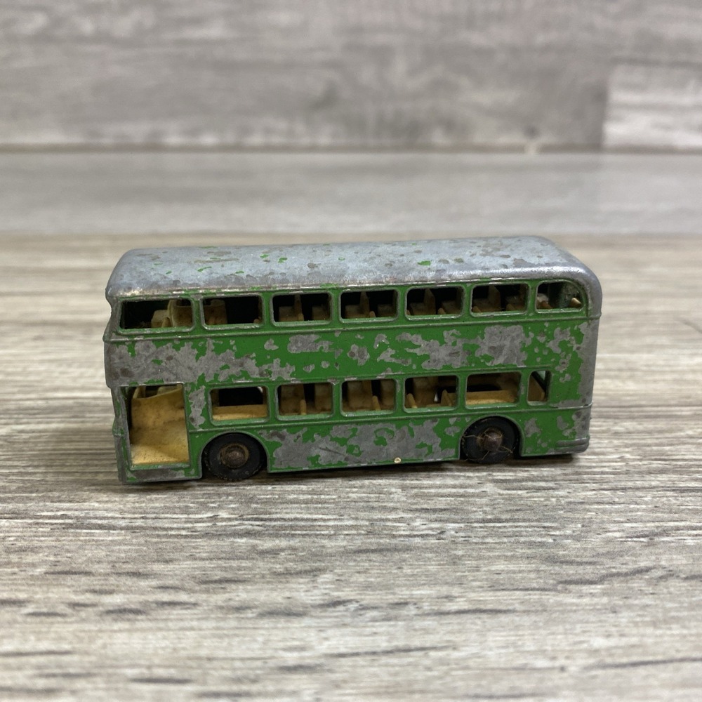 1966 Lesney Matchbox Series #74 Daimler Bus England 1:121 scale